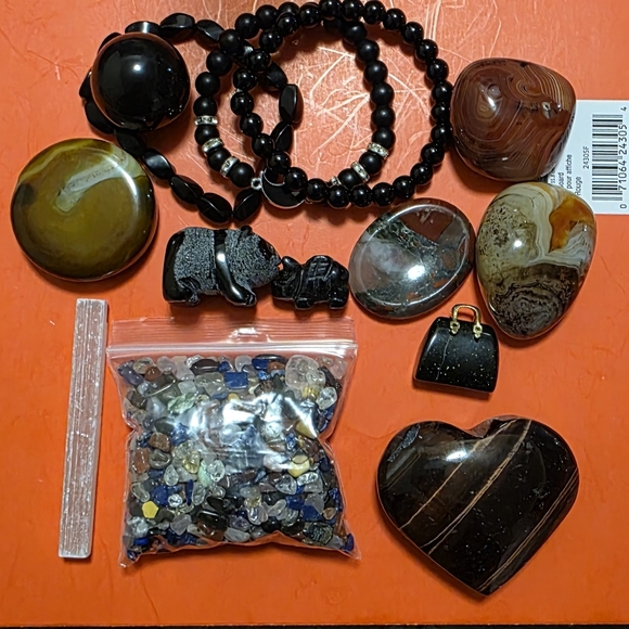 Assorted Crystal Collection - Picture 2 of 2